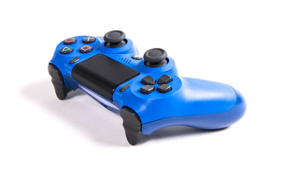 Jak podłączyć pada PS4 pod PC